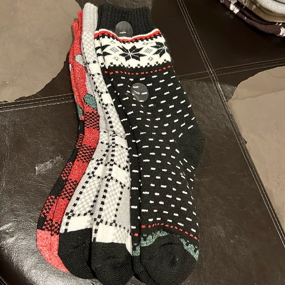 Cuddl Duds Accessories - New Set of 3 pairs Cuddl Duds Holiday Lounge Socks 🧦
